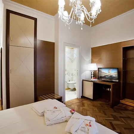 Luxury Villetta Carra Bed & Breakfast